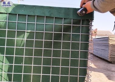 Le barriere riempite di sabbia flessibili hanno galvanizzato il gabbione con il geotessuto verde