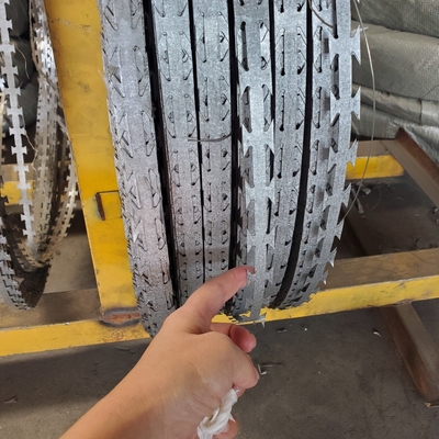 Acciaio galvanizzato Bto - 22 Razor Barbed Wire / Razor Tape Fencing