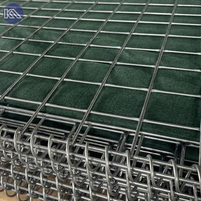 MIL1 1,37m High Galfan Coated welded Gabion Line With Geotextile Military Grade HESCO Flood Barriers In USA Market