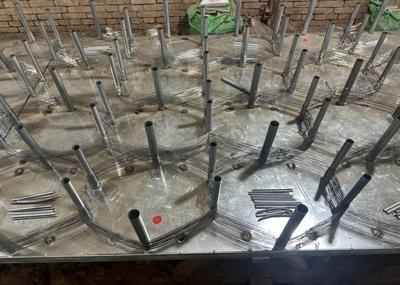 Barriera del carro armato Maglia di filo di ferro Traccia del carro armato Avvolgimento del campo di battaglia Opere di difesa filo di filo di avvolgimento rete