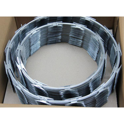 Silver Gray Razor Barbed Blade Barbed Wire Protezione del perimetro efficace