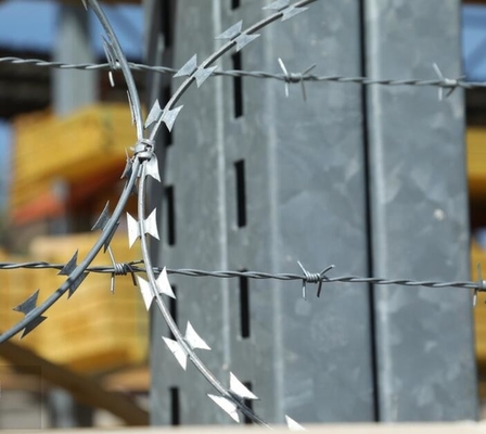 Vendita a caldo Razor Cross Barbed Wire Flat Wrap Razor Barbed Wire E Clips Razor Wire