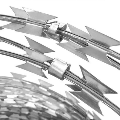 Fabbricazione a partire da fili di filo spinato galvanizzati