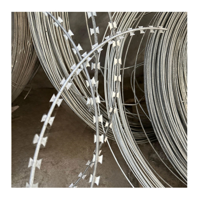 Fence di sicurezza galvanizzata a caldo rasoio filo spinato filo in acciaio filo spinato bobine