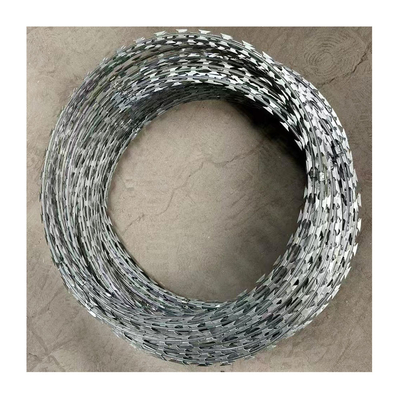 Fabbrica CBT-65 Razor Coil Wire Hot Galvanized Low Price PVC Coated Fence Roll