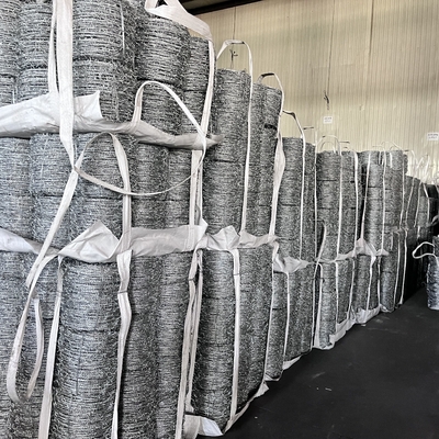 Cina fabbrica fornitore di alta qualità vende galvanizzato filo spinato filo spinato anti-furto a basso prezzo