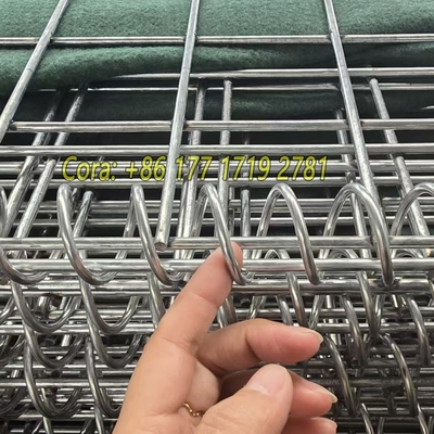 Anti ruggine 4,0 mm Galvanizzato Saldato Gabion Box rivestito Geotextile Tissu per barriera difensiva Muro di bastione riempito di sabbia