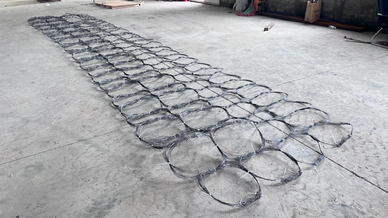 Tangiere rete di recinzione Invisibile Drone rete di recinzione Barriera del serbatoio Wicker Recinzione rete di filo di sicurezza Putanka Barriera Ucraina
