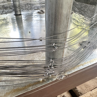 Recinzione di ostacolo di serbatoio non visibile 10x5x1.4m Barriera di rete di filo KN di sicurezza del serbatoio