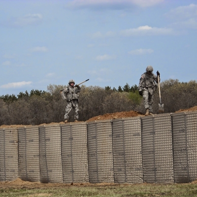 La barriera militare difensiva Galfan di mil 10+Mil 3 ha saldato la scatola Hesco del gabbione