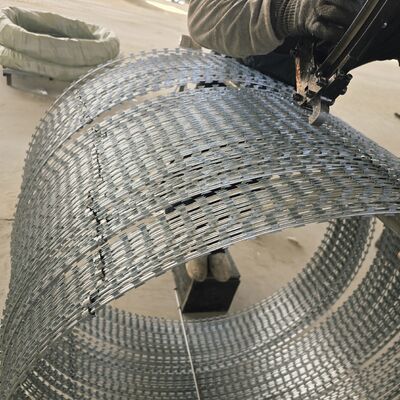 Galvanizzato a caldo con filo spinato BTO-22 per recinzioni di alta sicurezza