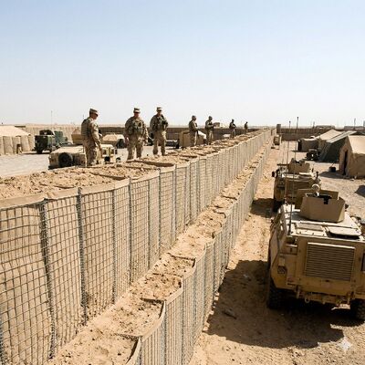 Gabbia antideflagrante della sabbia della difesa Prezzo Sicurezza Barriera ecologica del bastione Gabbia saldata della scatola del gabbione antideflagrante